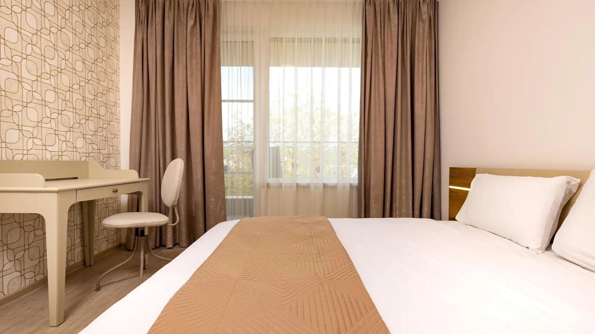 Magnolia Gardens -1Bd With Balcony & Parking Daire Filibe